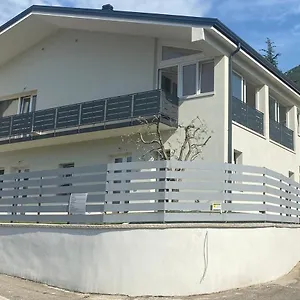 Apartment Garda 33, Caprino Veronese